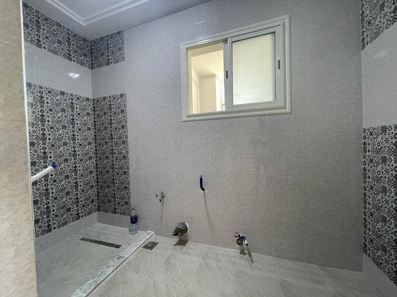 Etage de villa S+3 avec chambre de service à Ain Zaghouan Nord